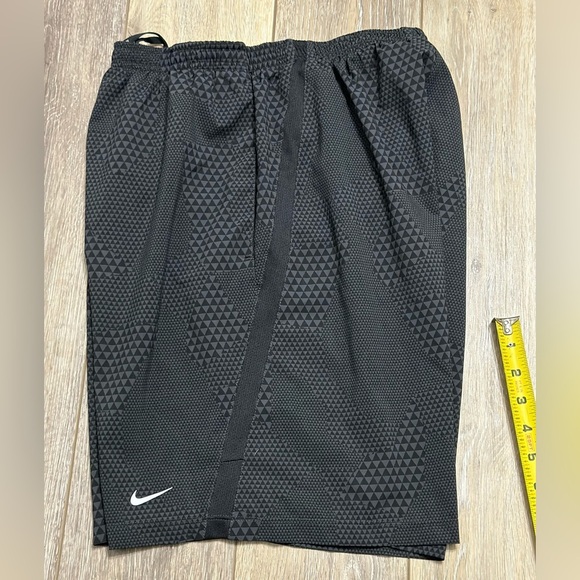 🖤 men’s Nike Dri - Fit shorts with inner shorts new condition. - Picture 1 of 8